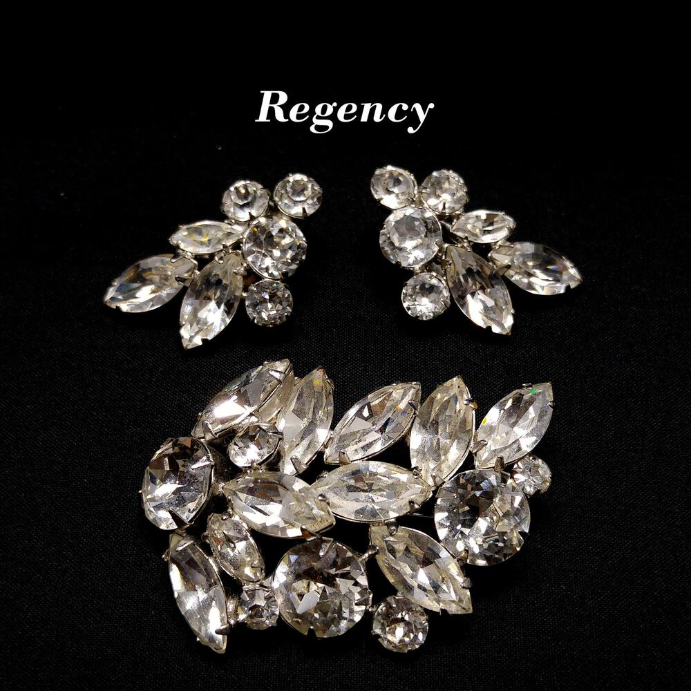 Regency Clear Rhinestone Brooch & Earrings, Rhodium Plated 1950s Vintage Jewelry